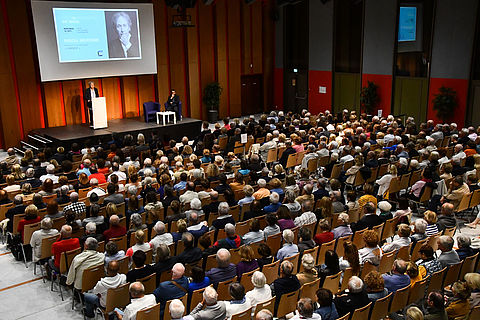 Le Palais des congrès affichait salle comble, ce 16 octobre, autour du thème de l'argent.