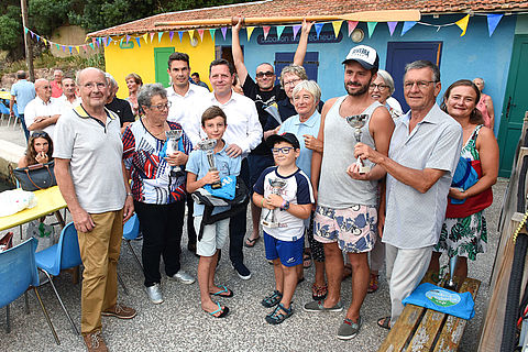 La remise des coupes en présence du Maire a ravi petits et grands.