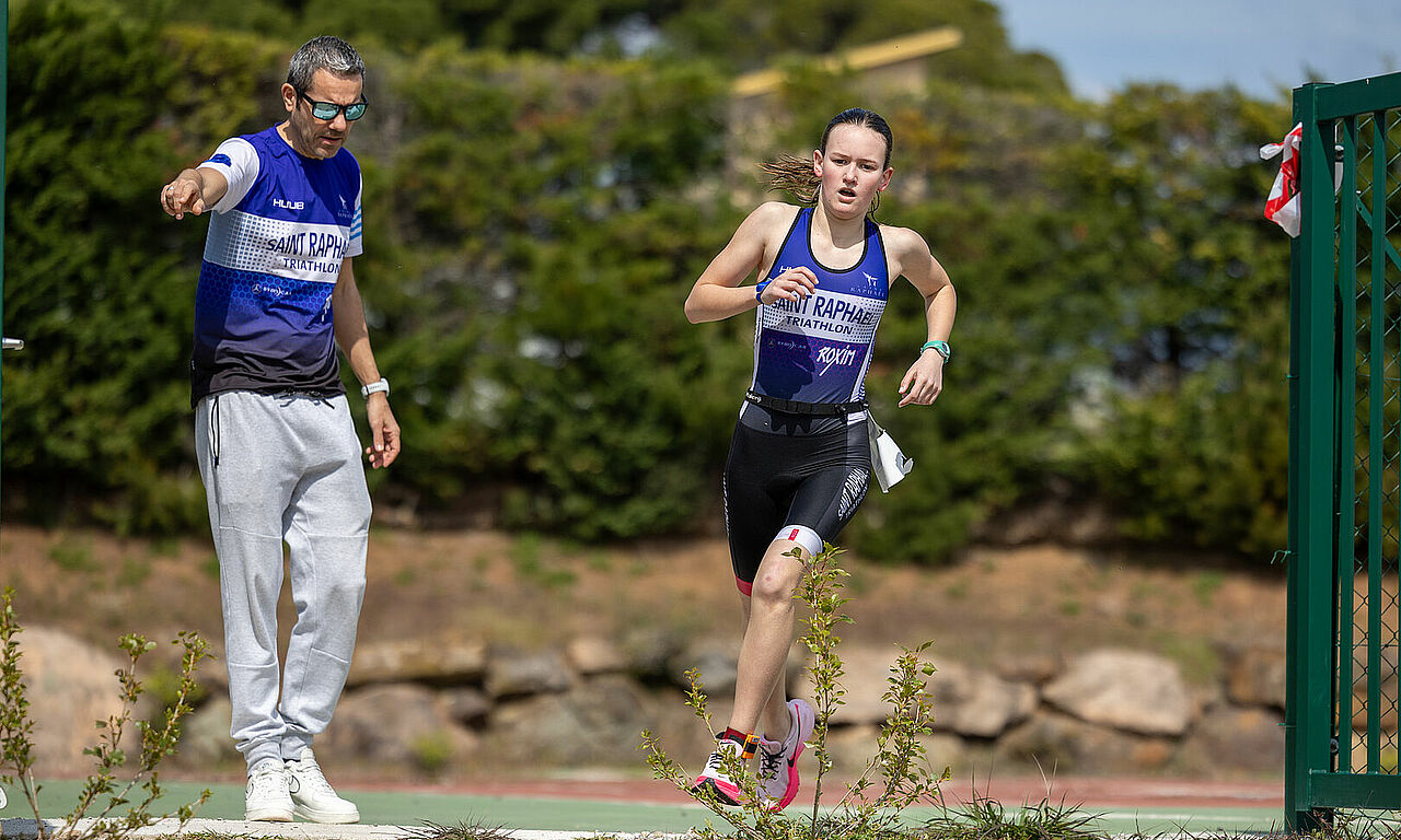 Des triathlètes en herbe à l’assaut de l’aquathlon - Ville de Saint-Raphaël