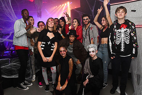 L'Estérel Arena accueillait le 31 octobre les jeunes du CMJ pour une soirée Halloween...d'enfer !