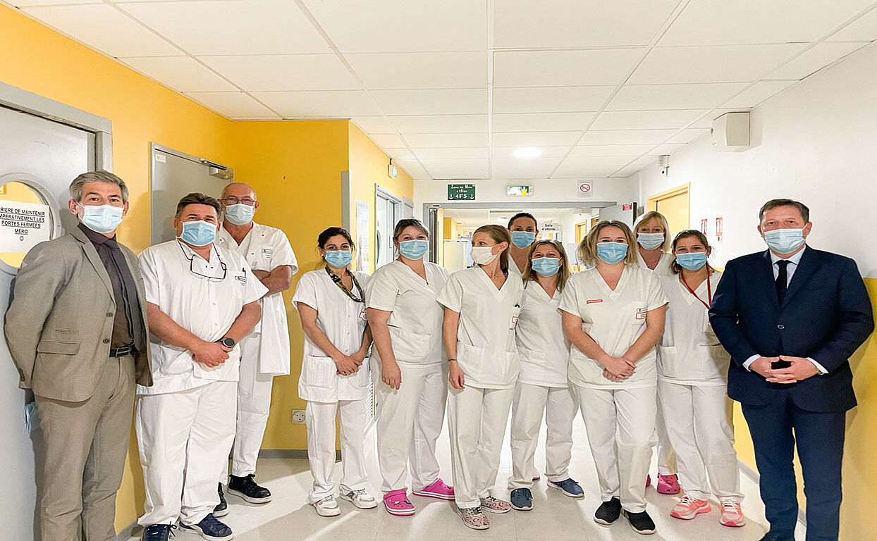 Un don de 2 000 euros au service oncologie de l’hôpital Ville de SaintRaphaël